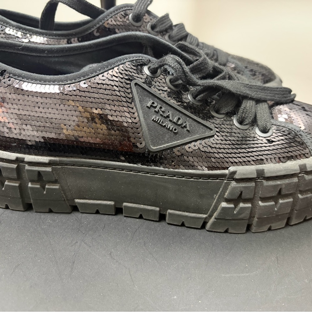 Prada wedge Glitter Sneakers in Black